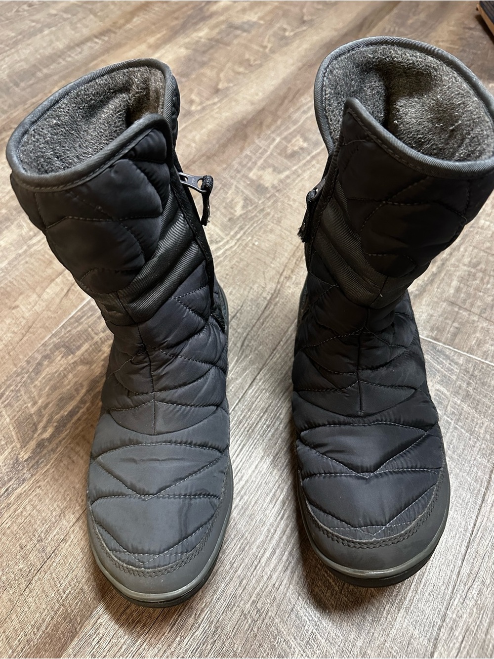 Columbia Women's Quilted Insulated Winter Boots - Black